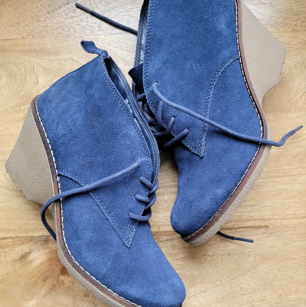 Lace Up Blue Suede Wedge Shoe Women's Size 8.5